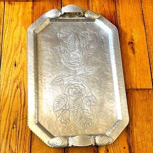 VINTAGE 🤩CONTINENTAL MARK WILD ROSE HAND WROUGHT ALUMINUM SERVING TRAY